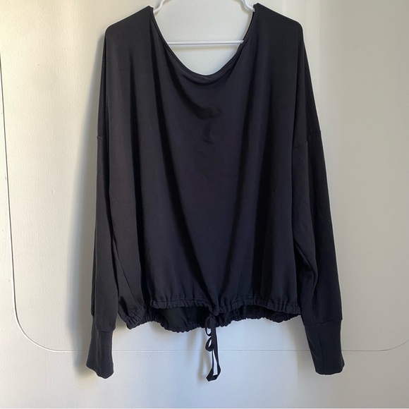 NEW FABLETICS LUXE TERRY OFF SHOULDER PULL OVER BLACK SIZE 4X String adjust - Picture 2 of 6